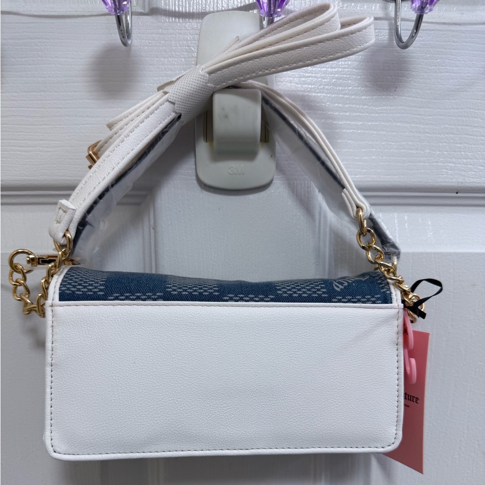 NWT Juicy Couture Miss Independent Crossbody in Medium Wash Denim - Picture 4 of 7